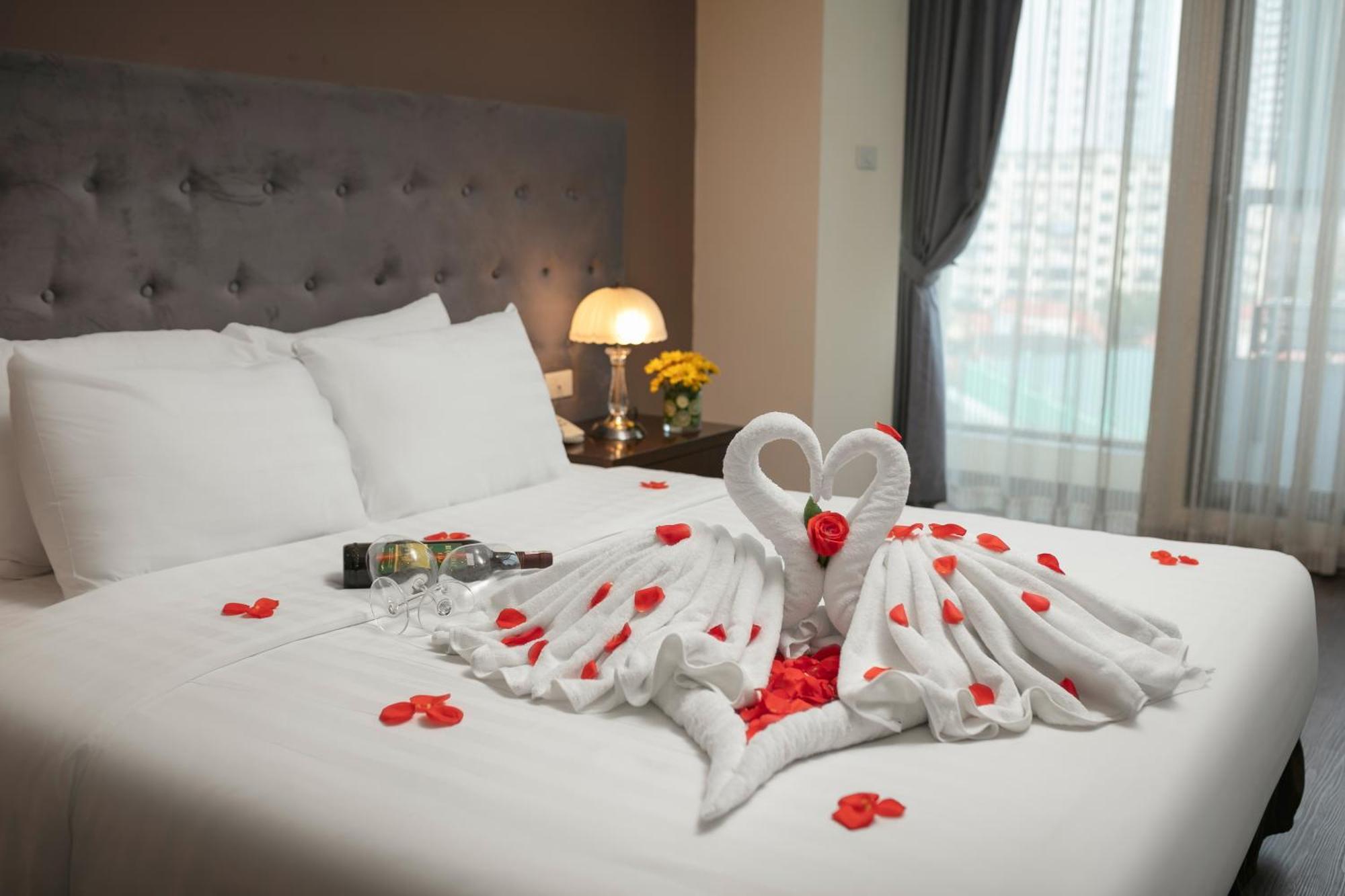 Brilliant Me Tri Hotel & Spa Hanoi Exterior photo